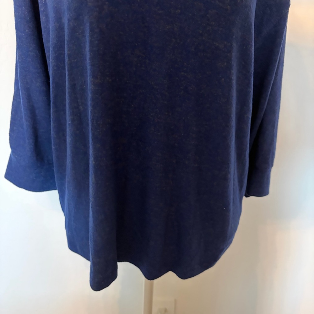 Cabi Cuddle Tee Cobalt Blue V-Neck 3/4 Sleeve Top Style 4438 Size M - Picture 4 of 12